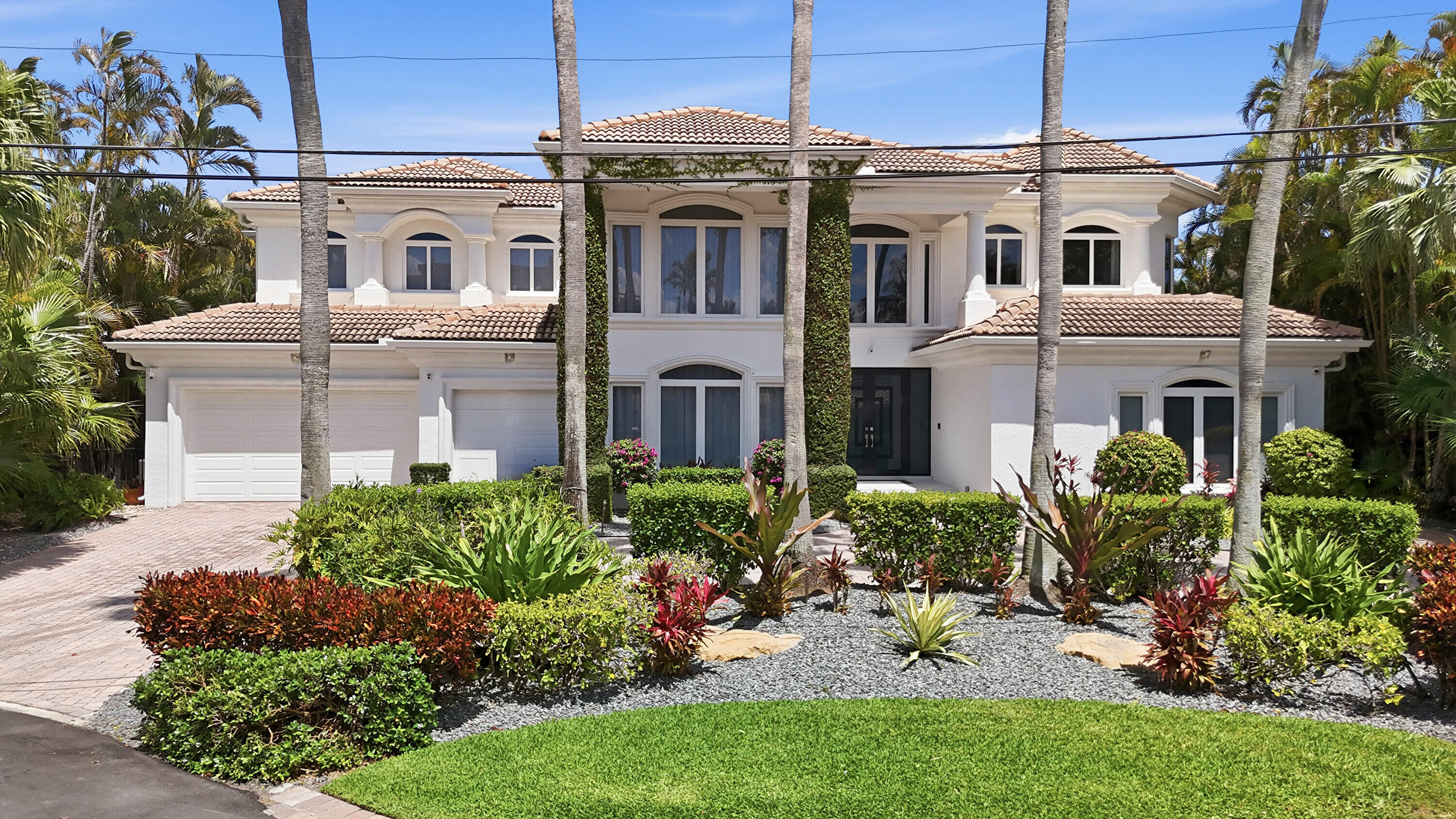 CARIBBEAN KEYS - Residential