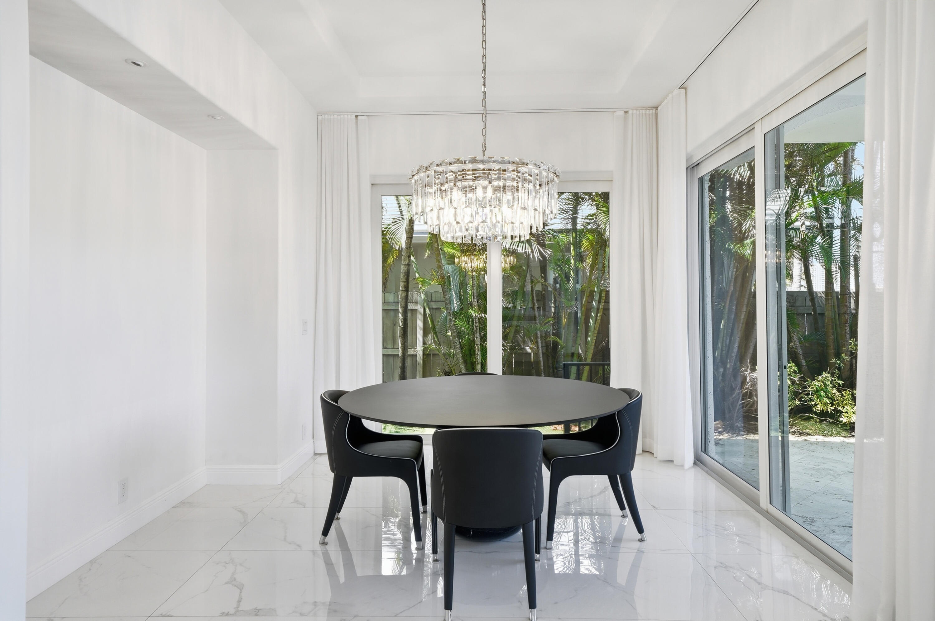 CARIBBEAN KEYS - Residential