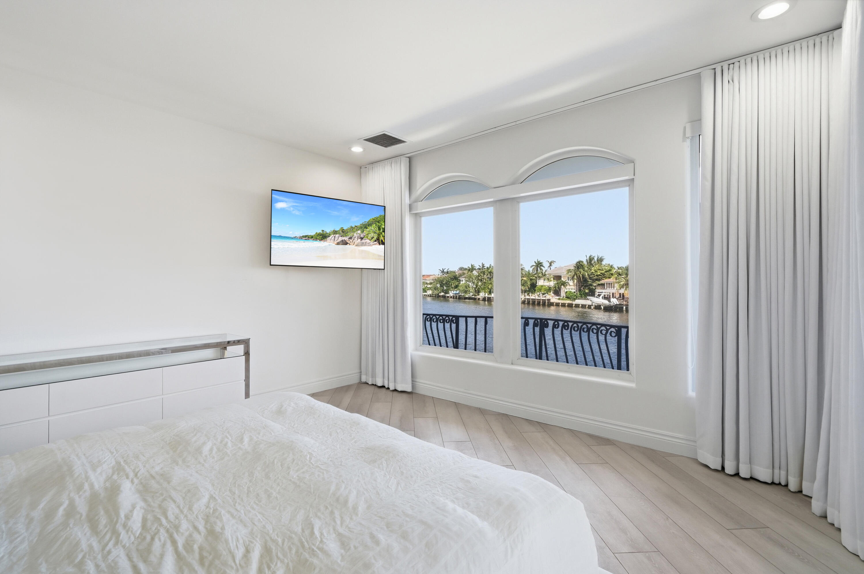 CARIBBEAN KEYS - Residential