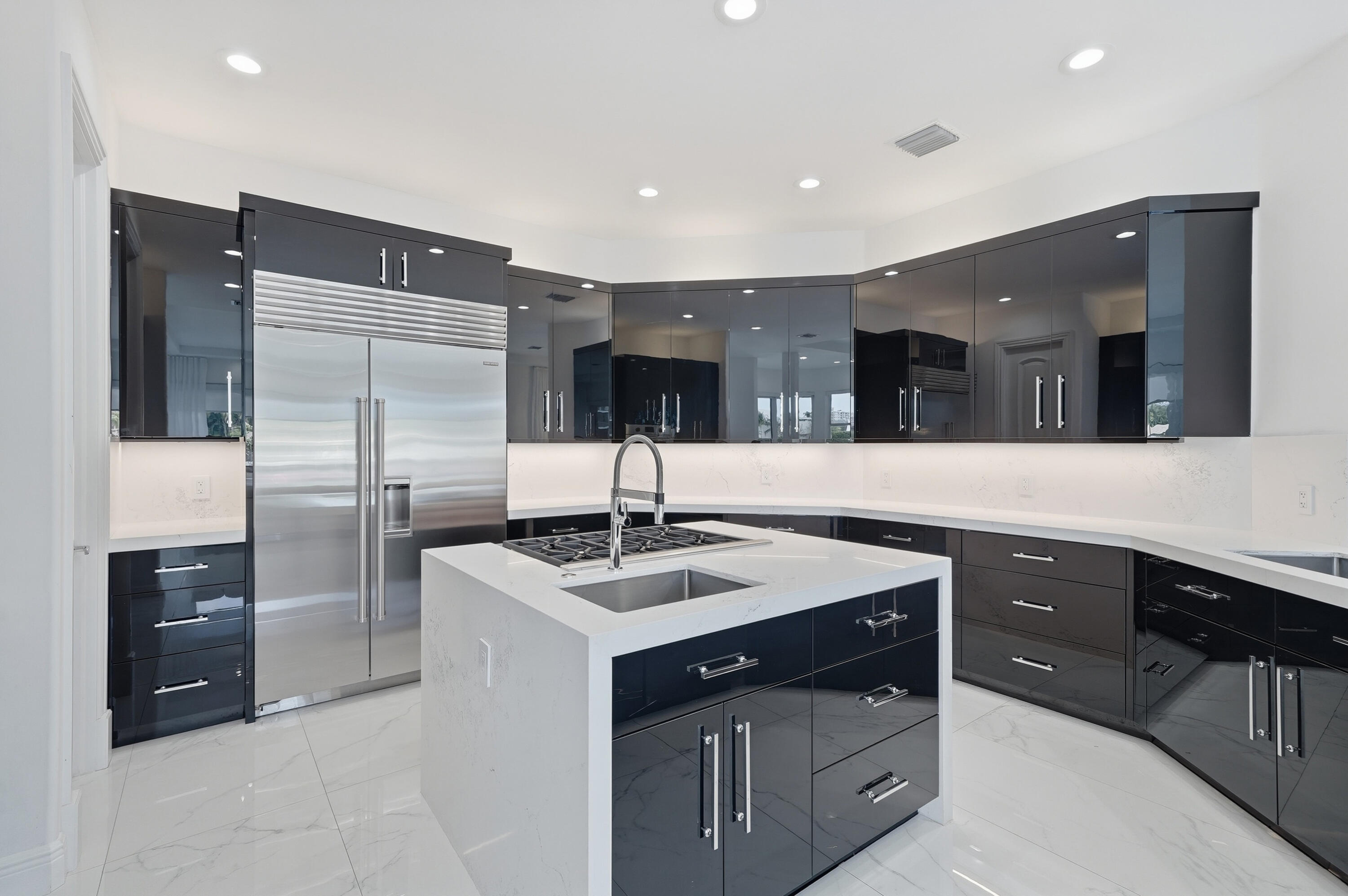 CARIBBEAN KEYS - Residential