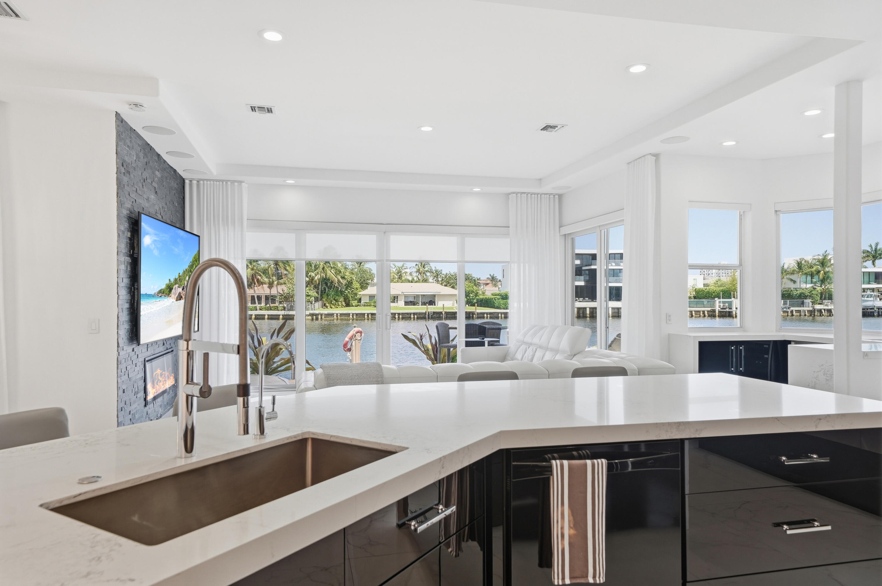 CARIBBEAN KEYS - Residential