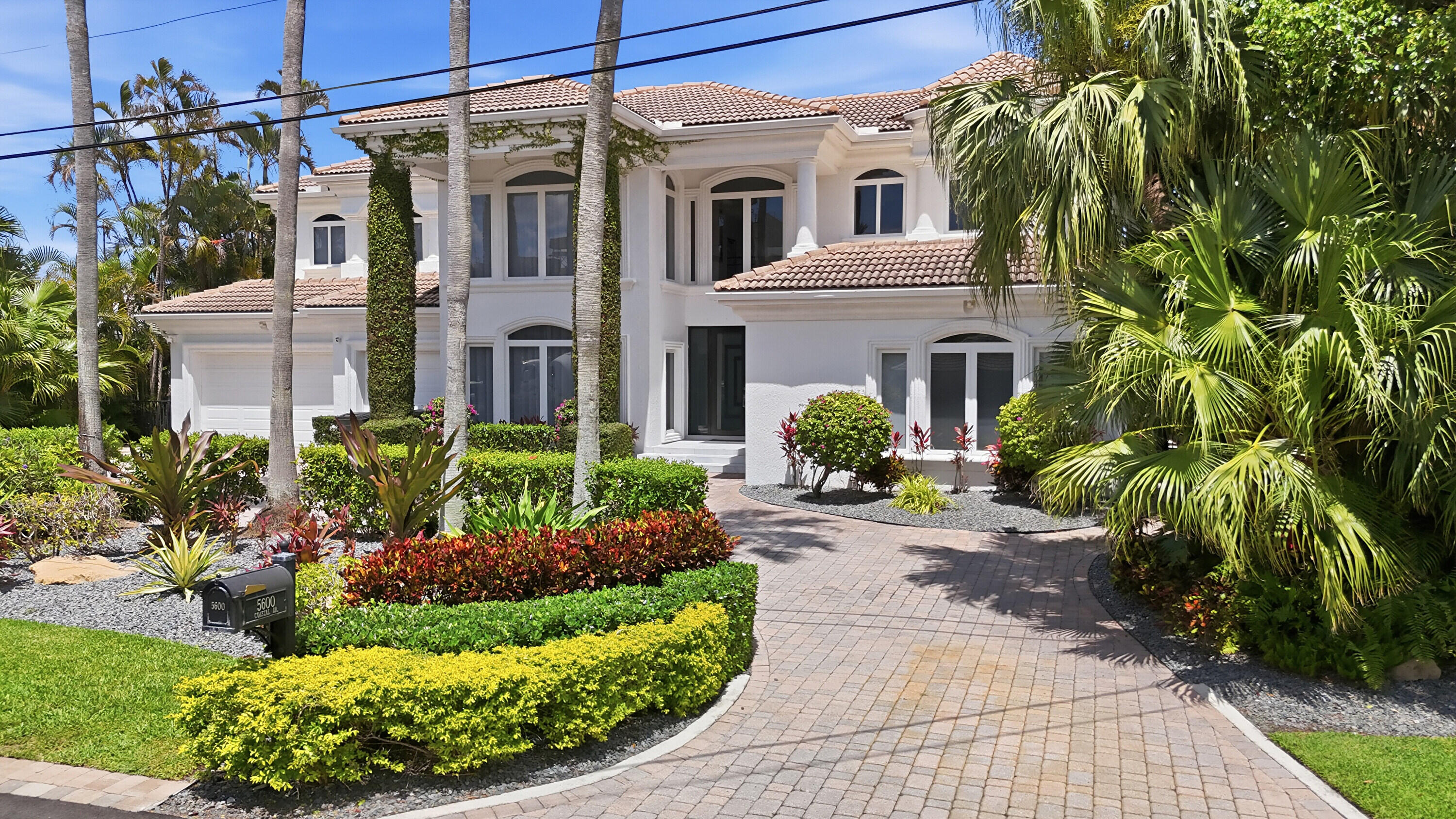 CARIBBEAN KEYS - Residential
