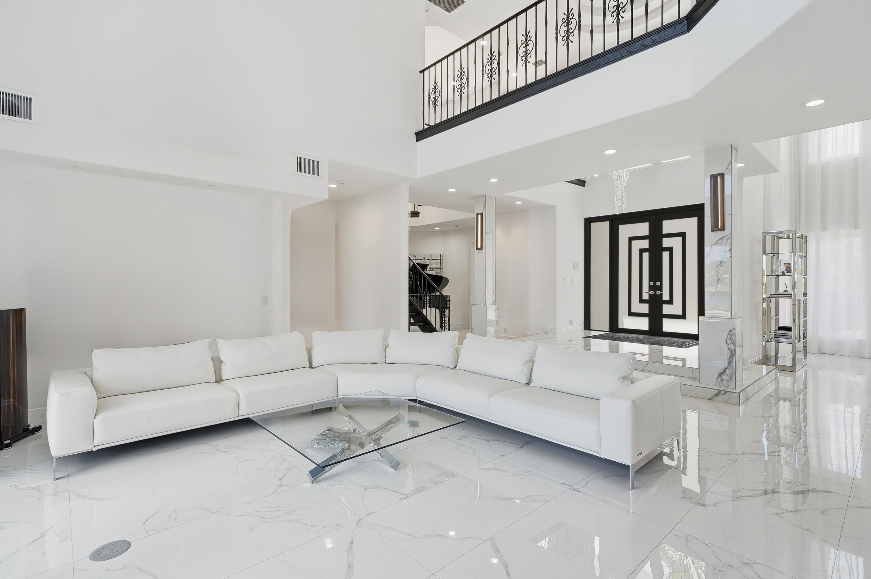 CARIBBEAN KEYS - Residential
