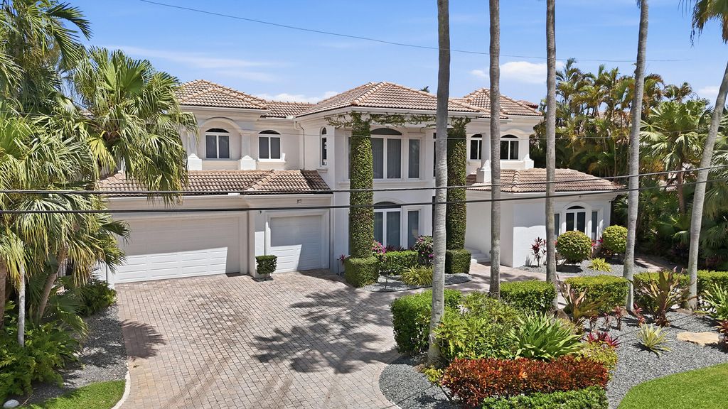 Photo of 5600 Coastal Drive, Boca Raton, FL 33487 (MLS # B26031301)