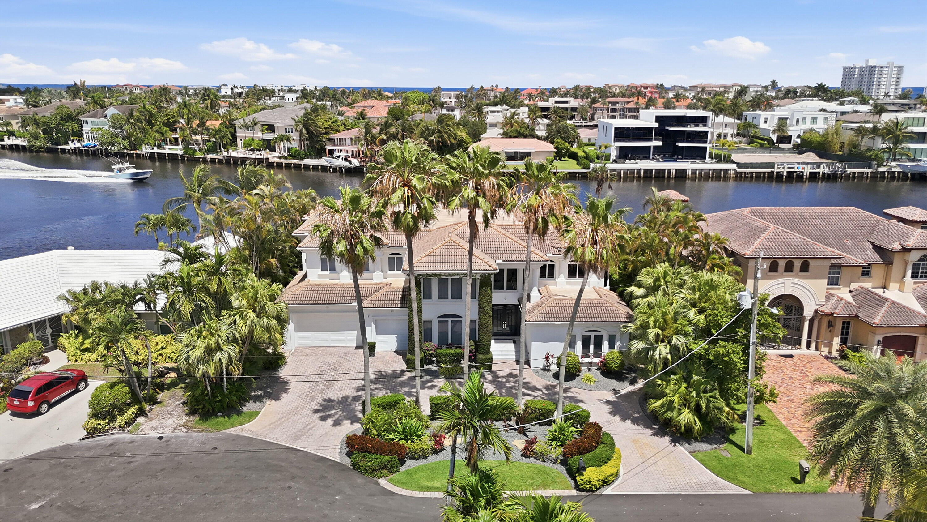 CARIBBEAN KEYS - Residential
