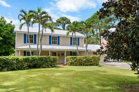 Photo of 330 NE TOWN Terrace, Jensen Beach, FL 34957 (MLS # B26072027)
