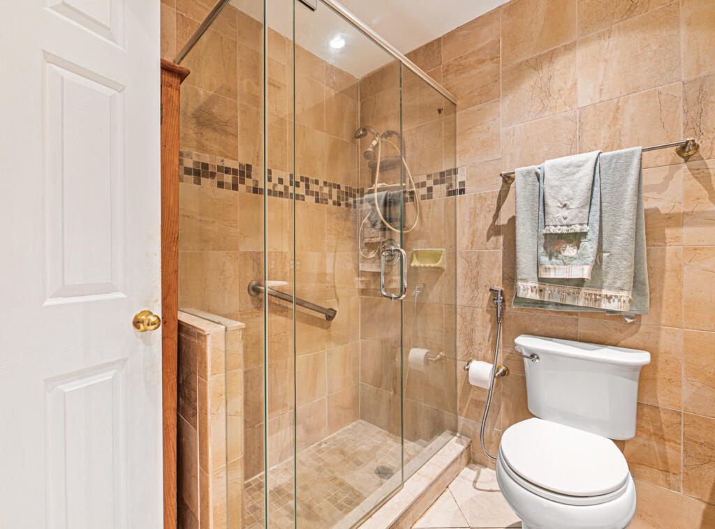 SOUTH SHORE 2 OF WELLINGT - Residential Lease