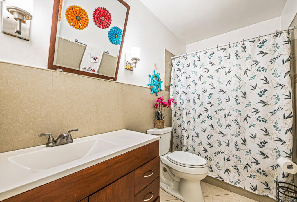 SOUTH SHORE 2 OF WELLINGT - Residential Lease