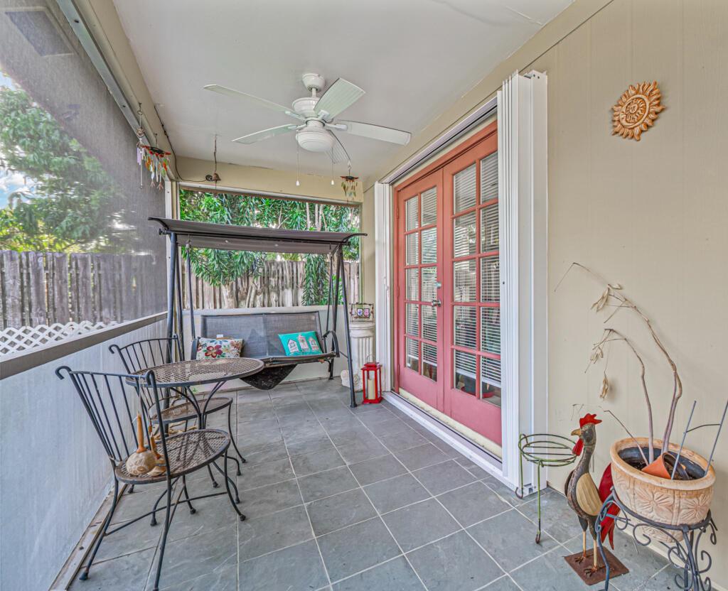 SOUTH SHORE 2 OF WELLINGT - Residential Lease