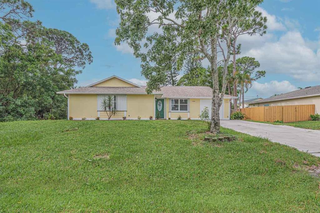 PORT ST LUCIE SECTION 33 - Residential