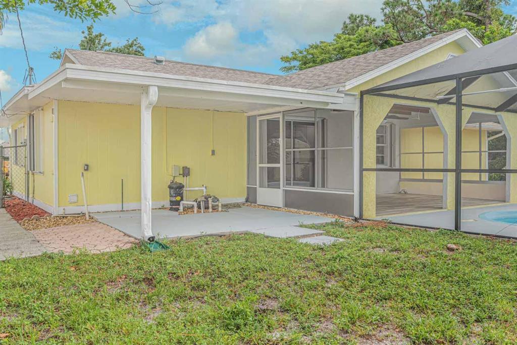 PORT ST LUCIE SECTION 33 - Residential