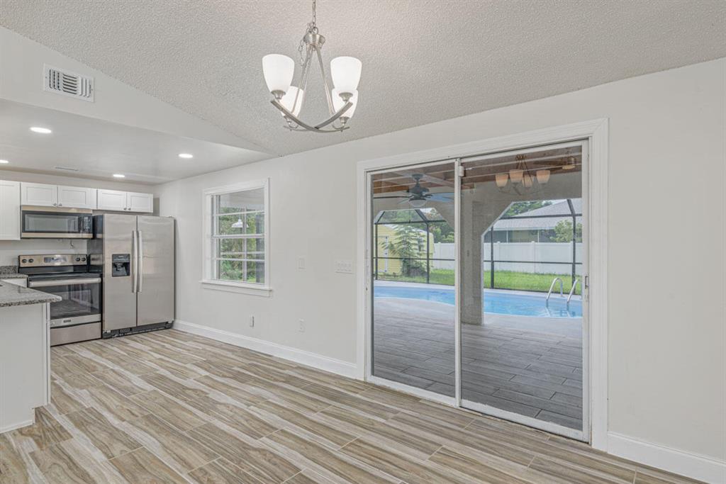 PORT ST LUCIE SECTION 33 - Residential