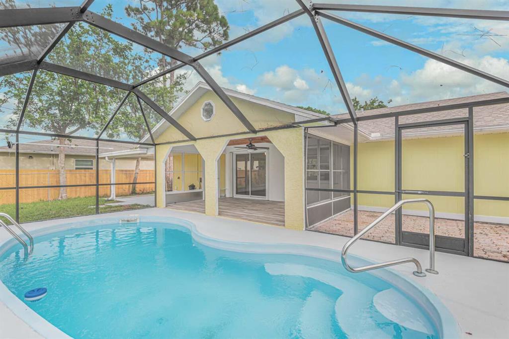 PORT ST LUCIE SECTION 33 - Residential