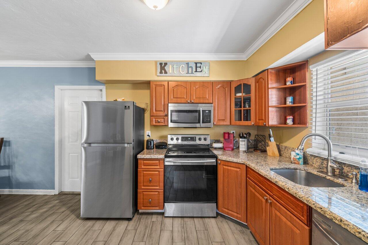 ATLANTIC PARK GARDENS - Residential