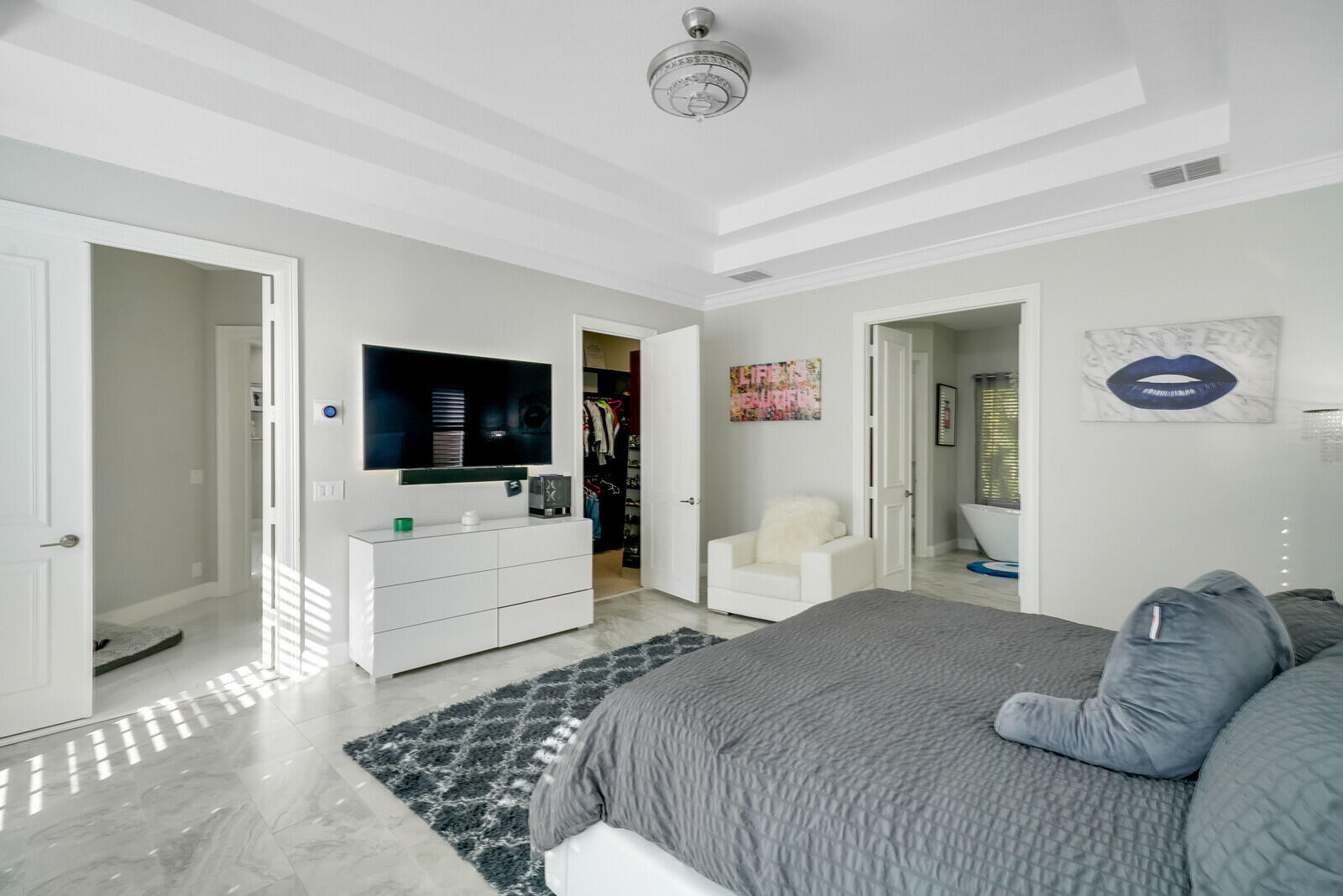 BRISTOL POINTE - Residential