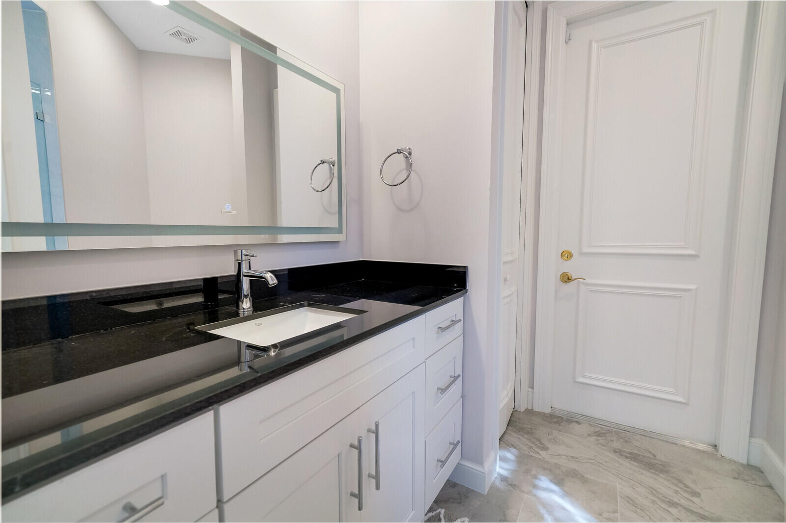 BRISTOL POINTE - Residential