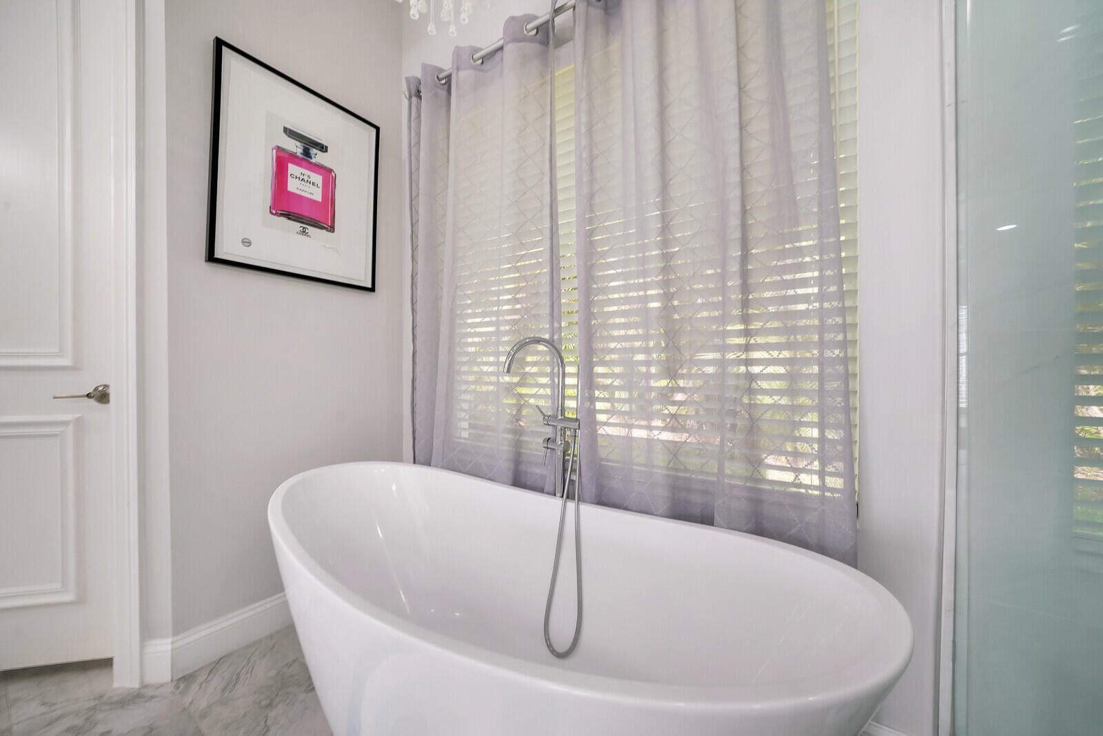 BRISTOL POINTE - Residential