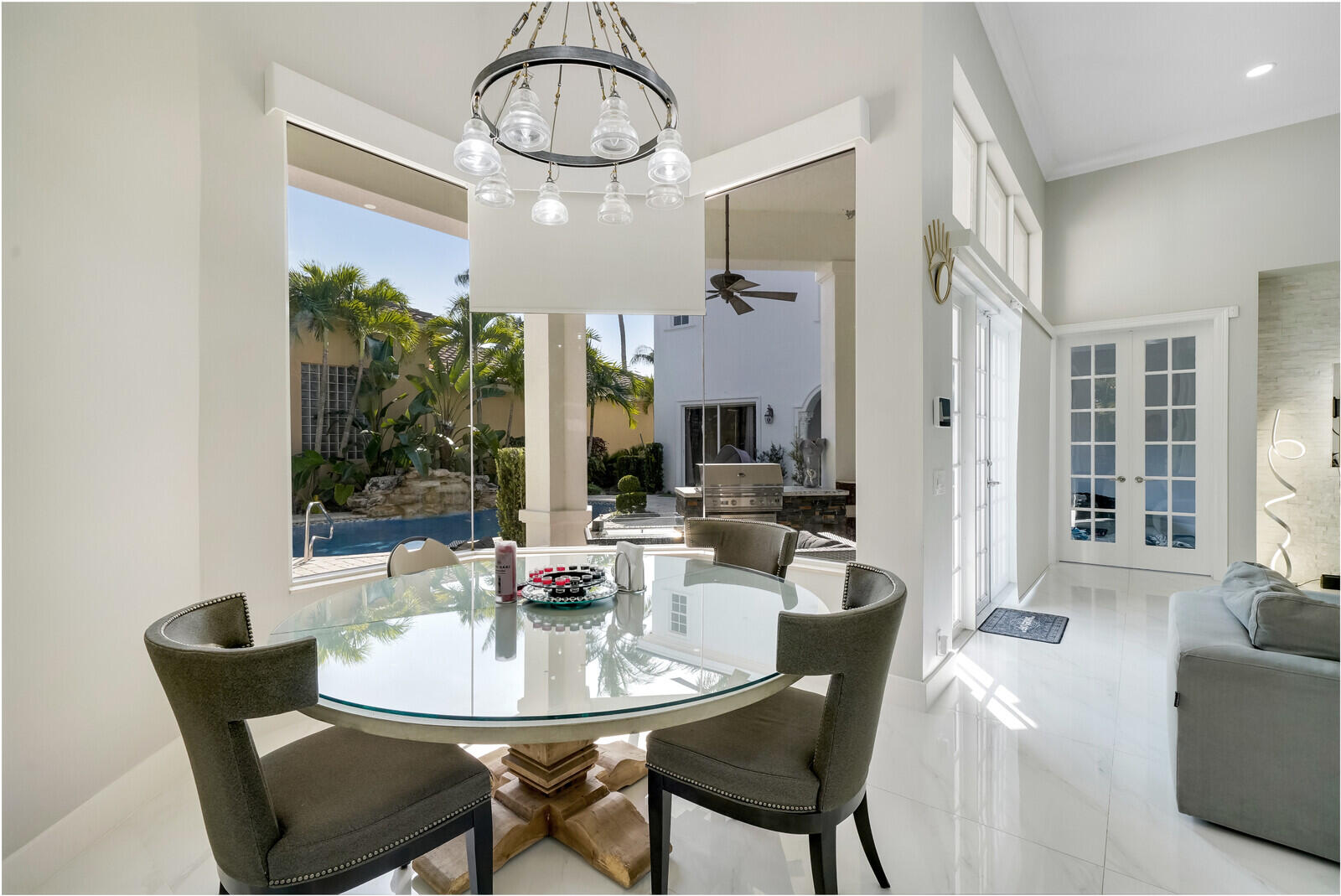 BRISTOL POINTE - Residential