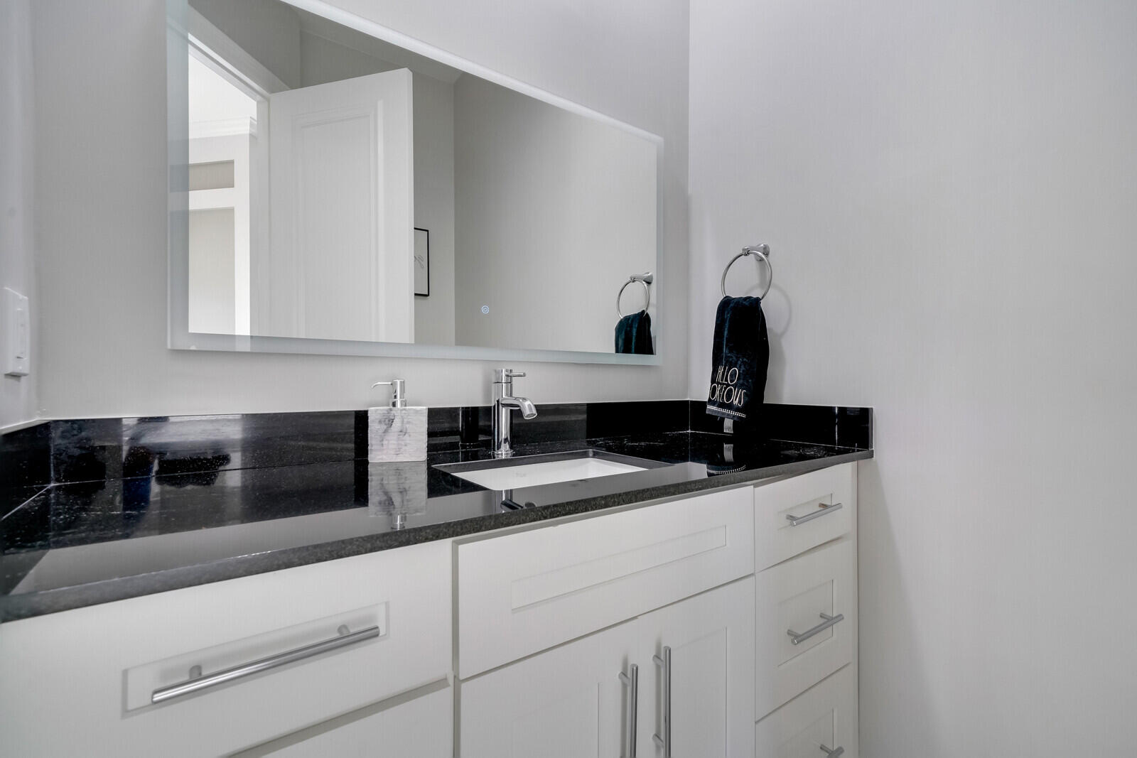 BRISTOL POINTE - Residential