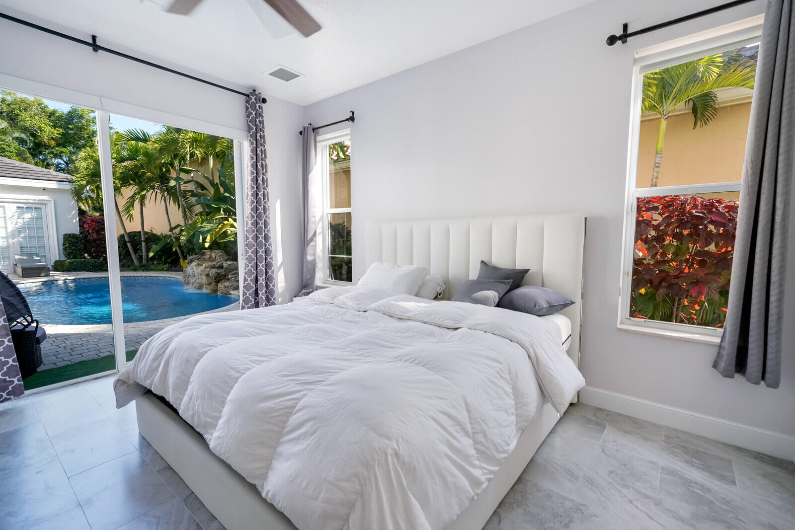 BRISTOL POINTE - Residential