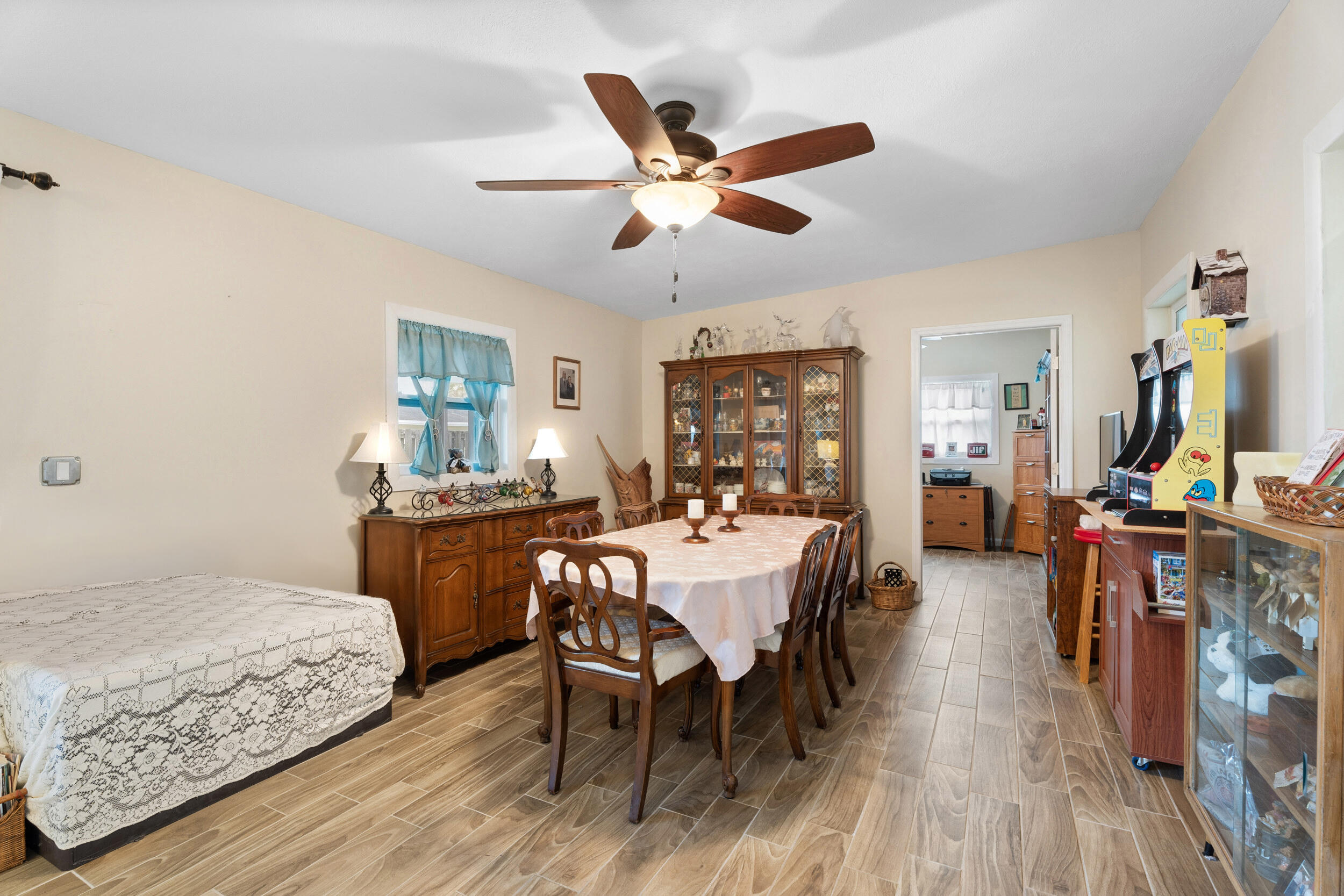 SARITA HEIGHTS WEST - Residential