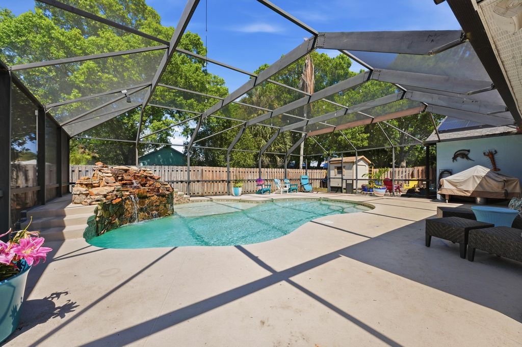 Photo of 5100 9th Street, Vero Beach, FL 32966 (MLS # B26004705)