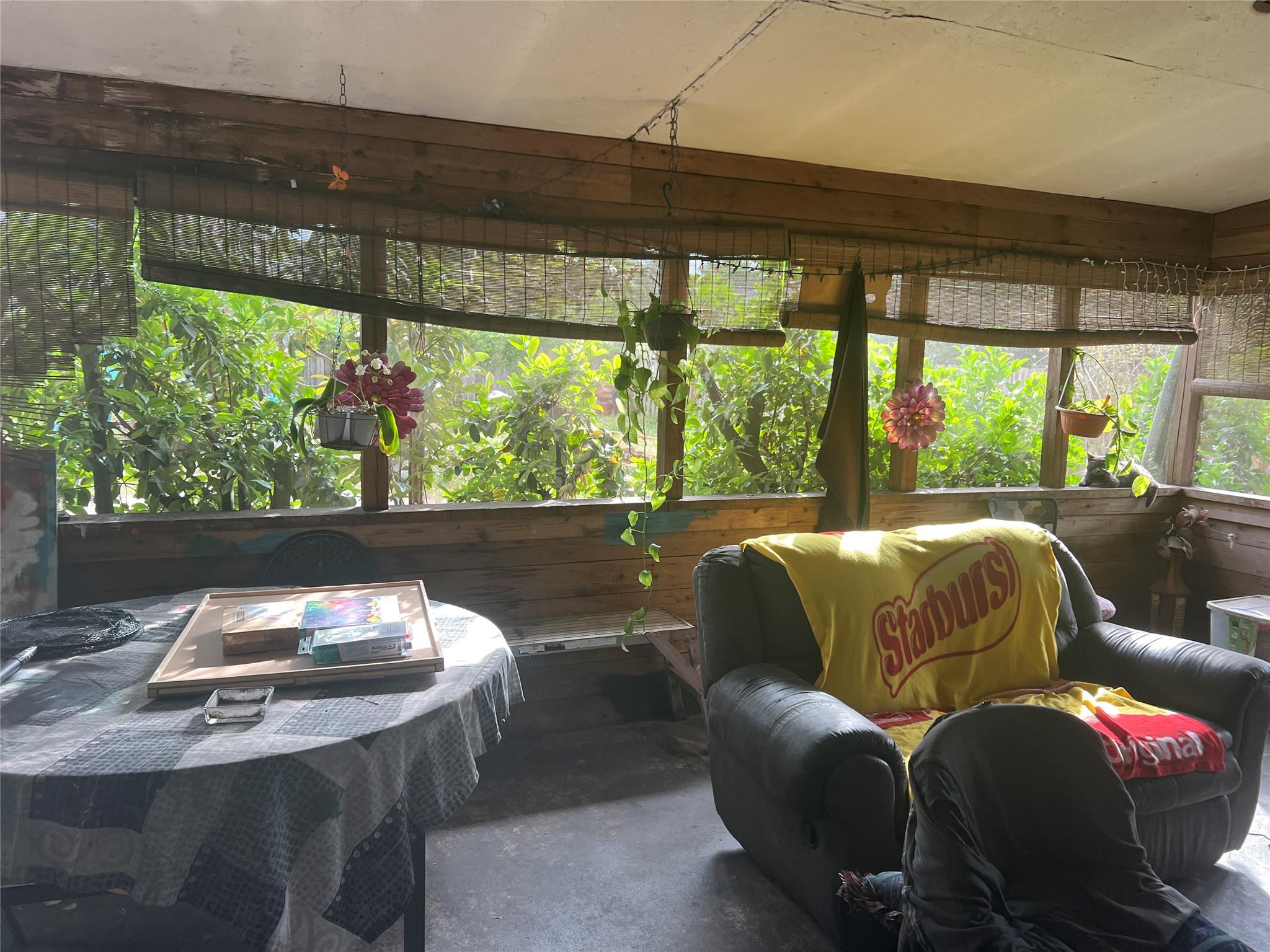 1400 Hayward Ave