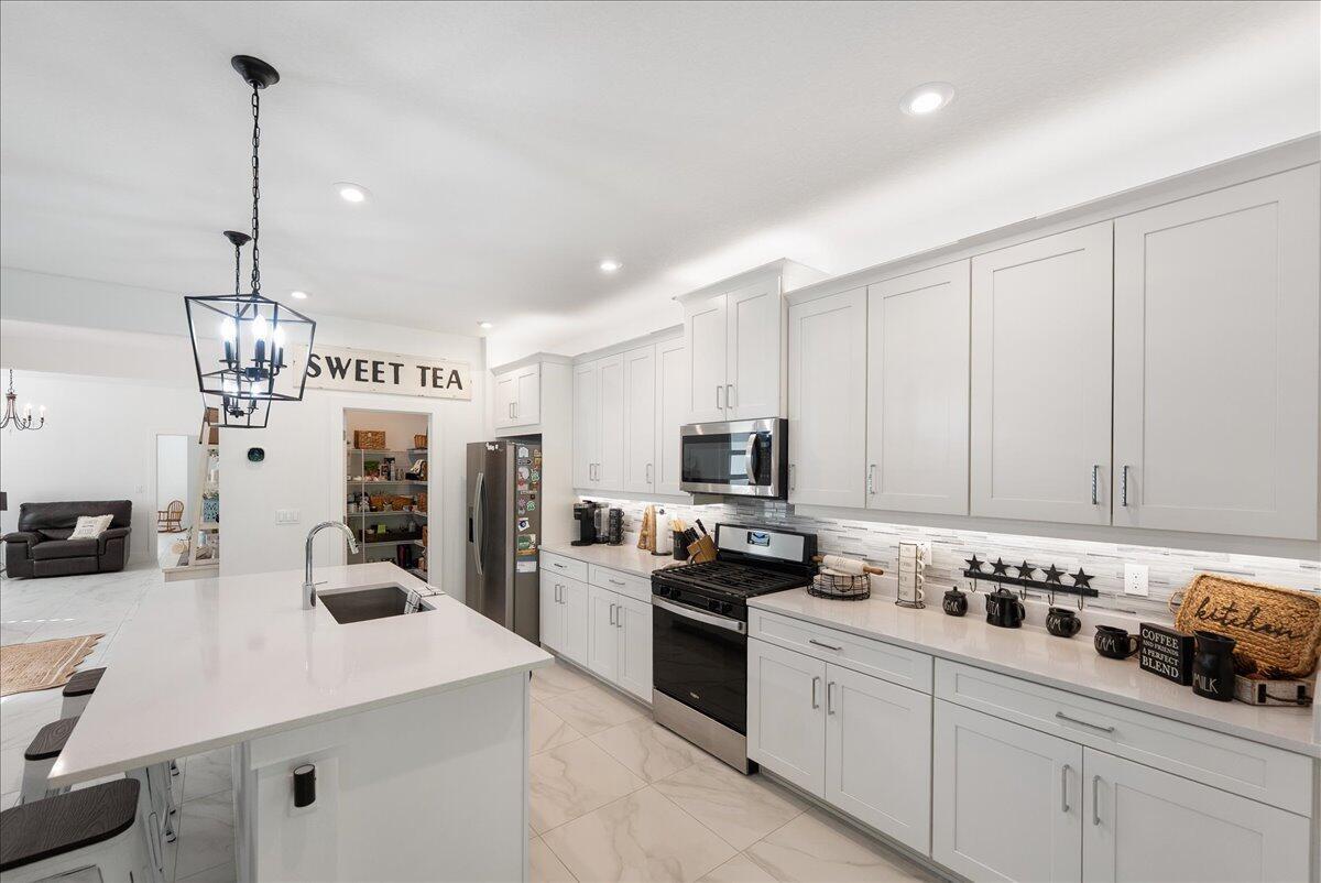 TELARO AT SOUTHERN GROVE - Residential