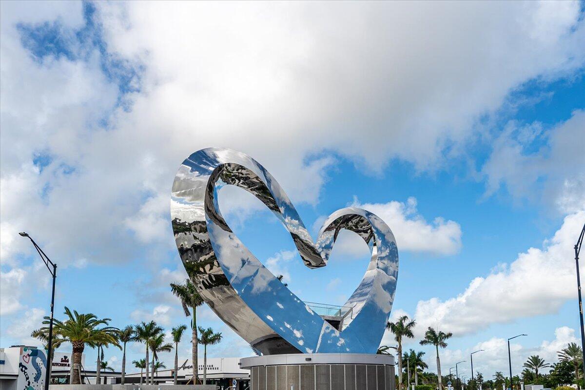 TELARO AT SOUTHERN GROVE - Residential