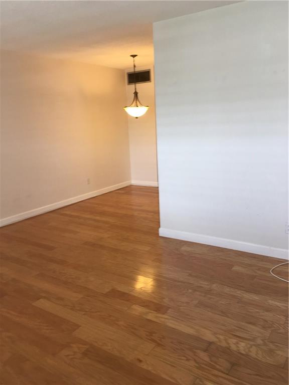 MAYBURY MANSIONS - Residential