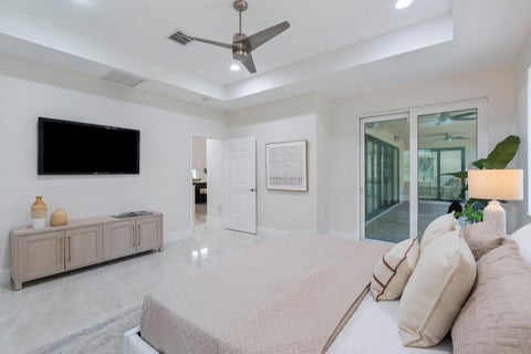 Tiny photo for 2701 NE 2ND Avenue, Wilton Manors, FL 33334 (MLS # B26090477)