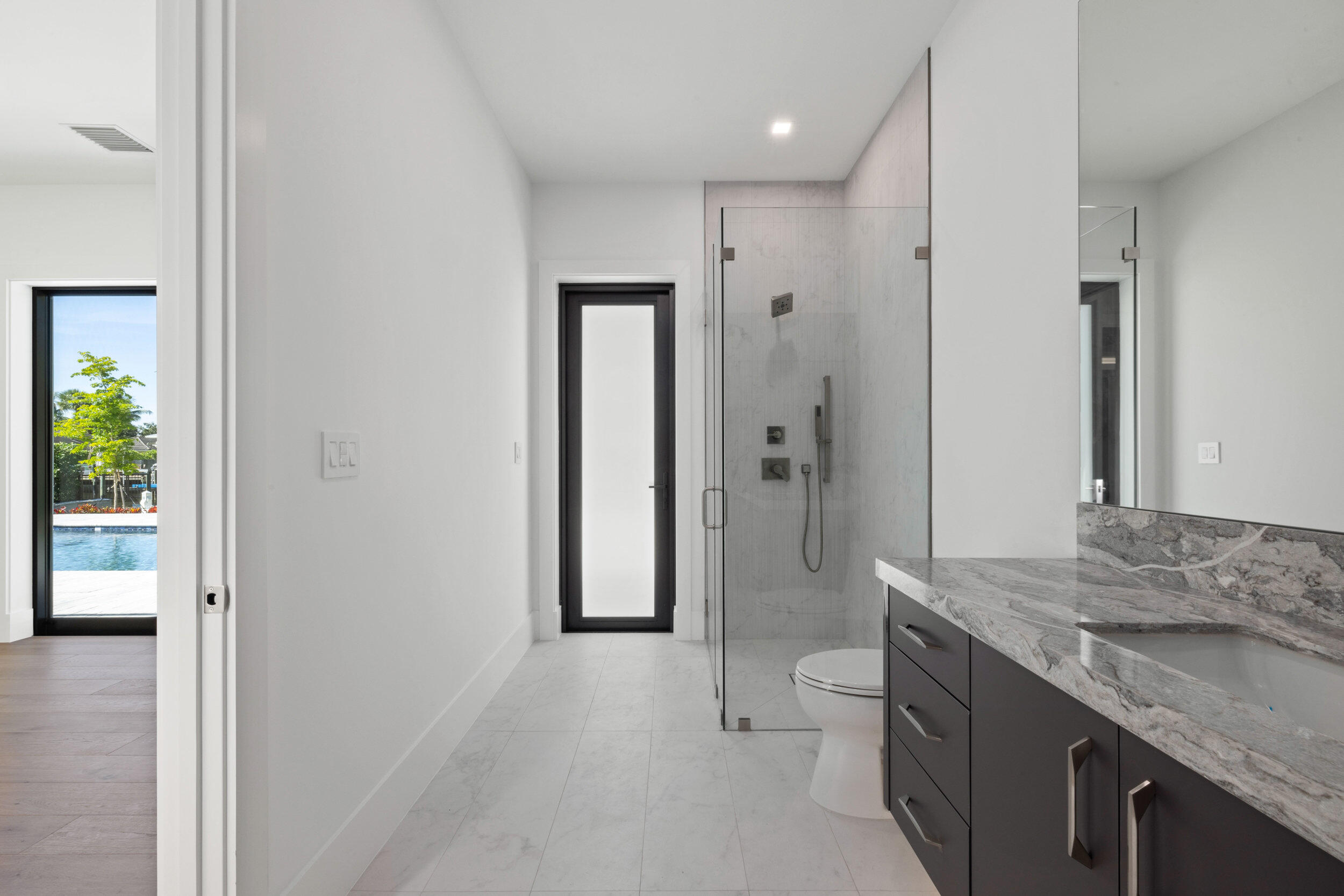 HIDDEN KEY - Residential