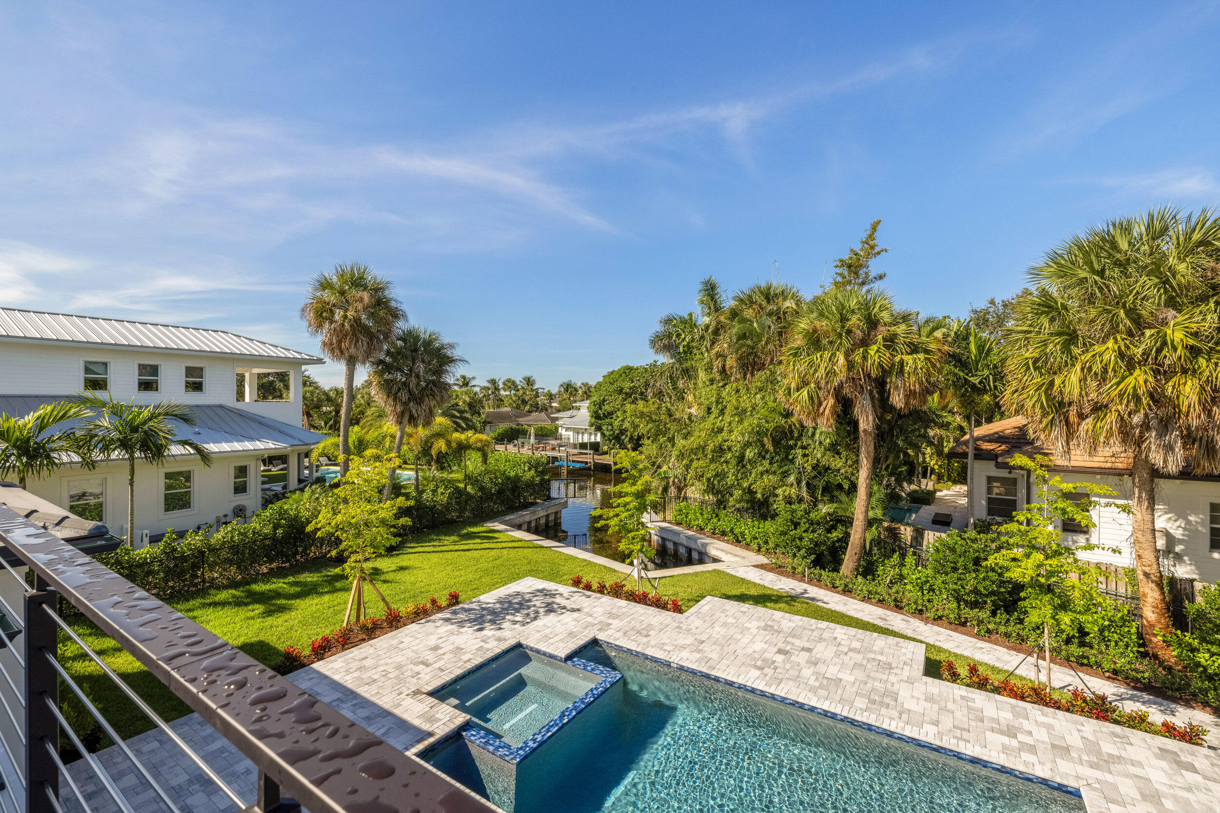 HIDDEN KEY - Residential