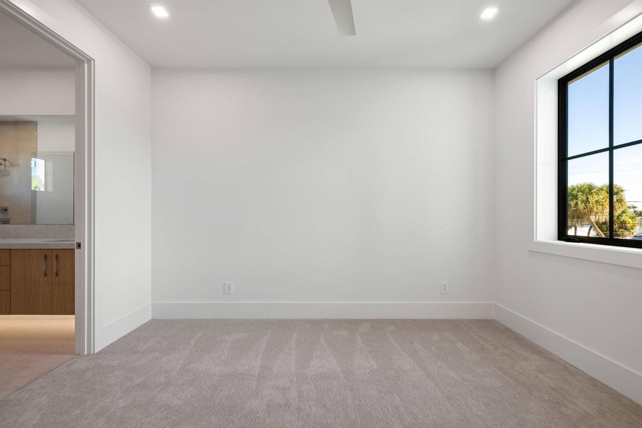 HIDDEN KEY - Residential