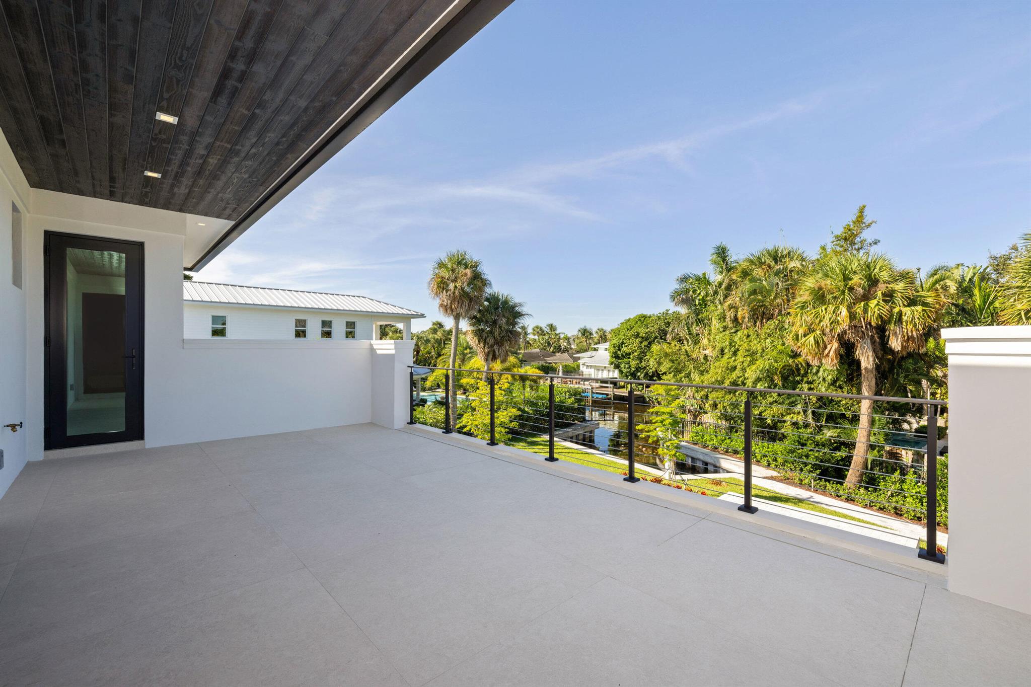 HIDDEN KEY - Residential