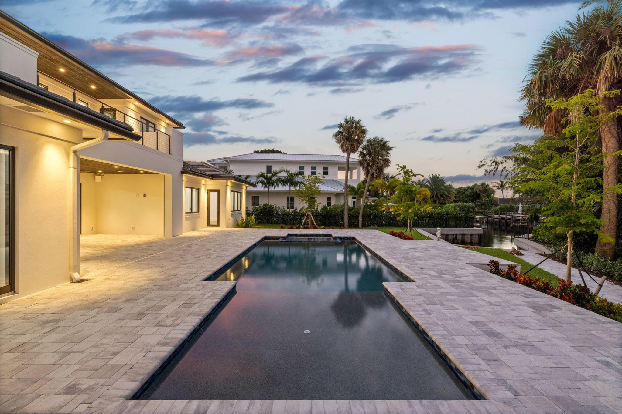 11721 Lake Shore Place