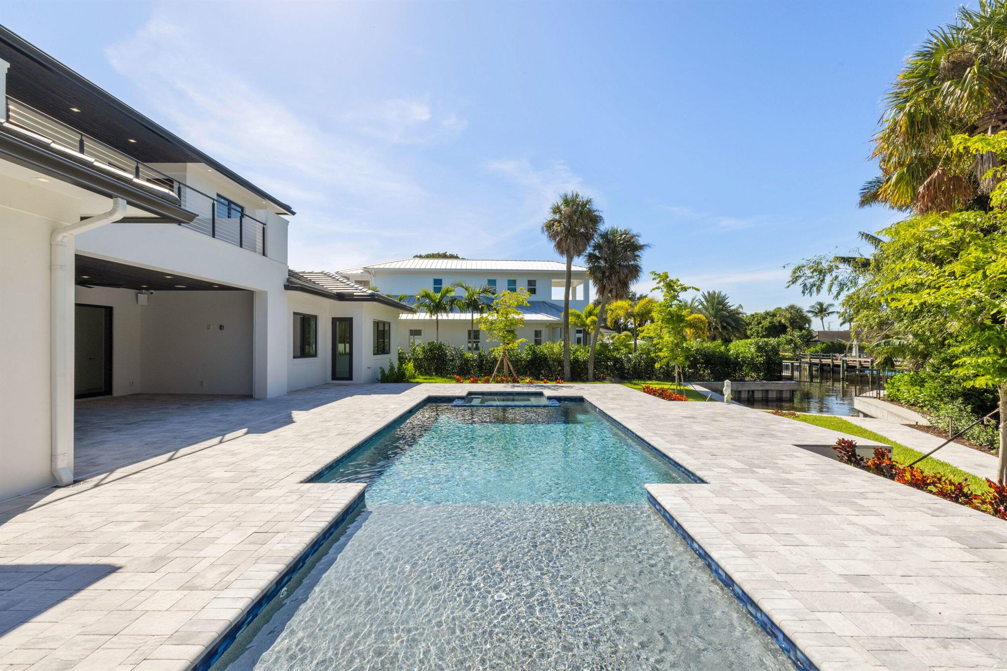 HIDDEN KEY - Residential