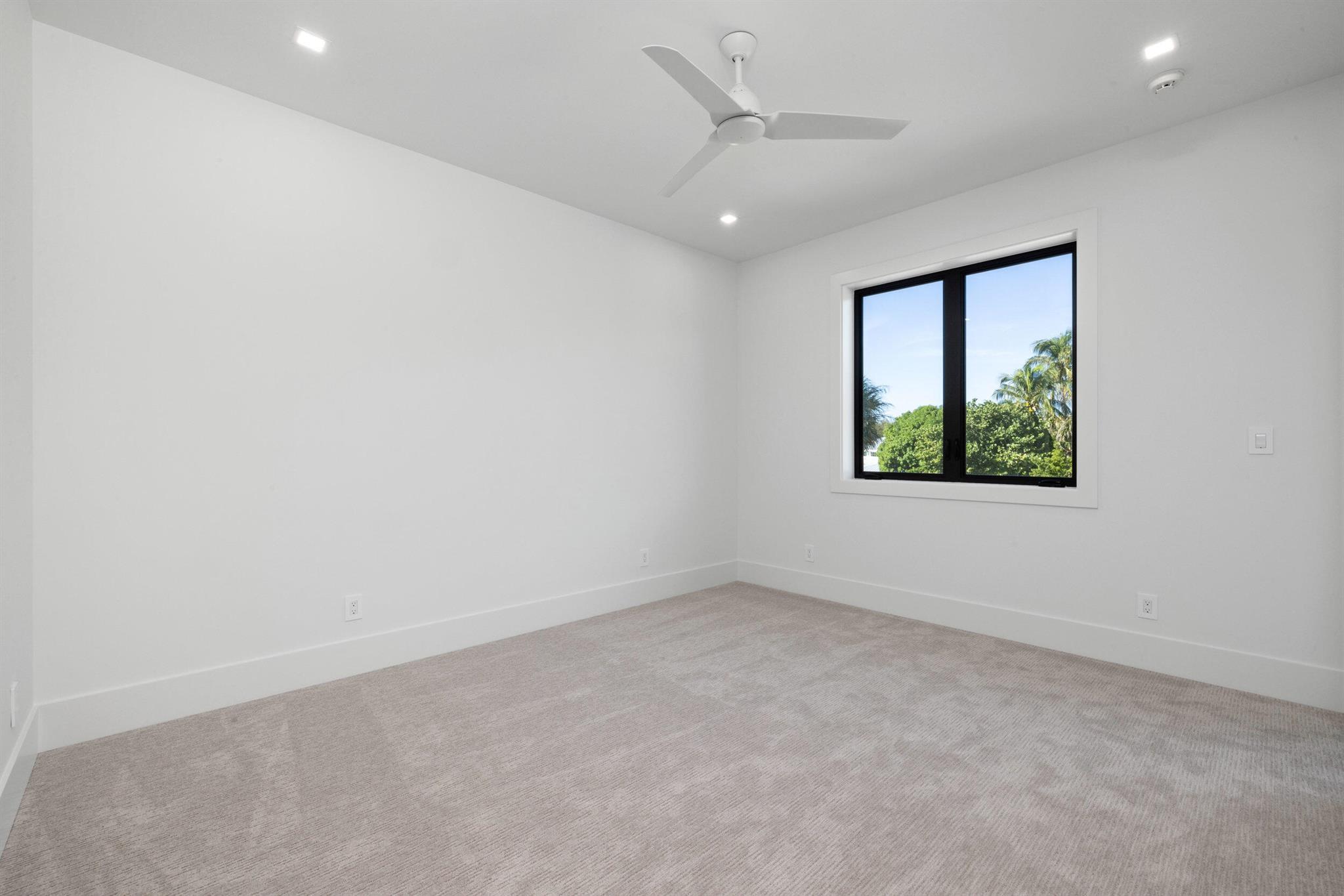 HIDDEN KEY - Residential