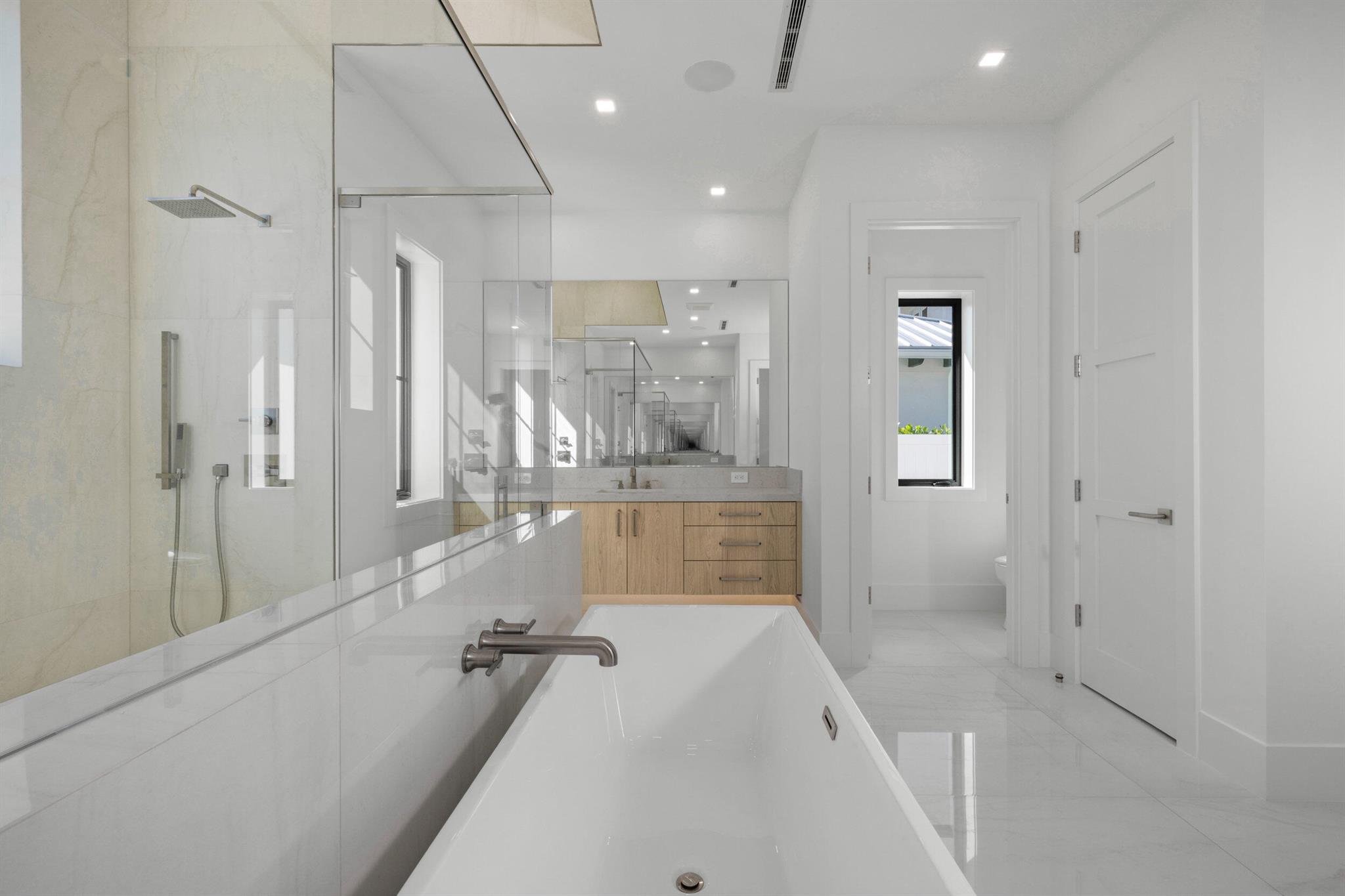 HIDDEN KEY - Residential