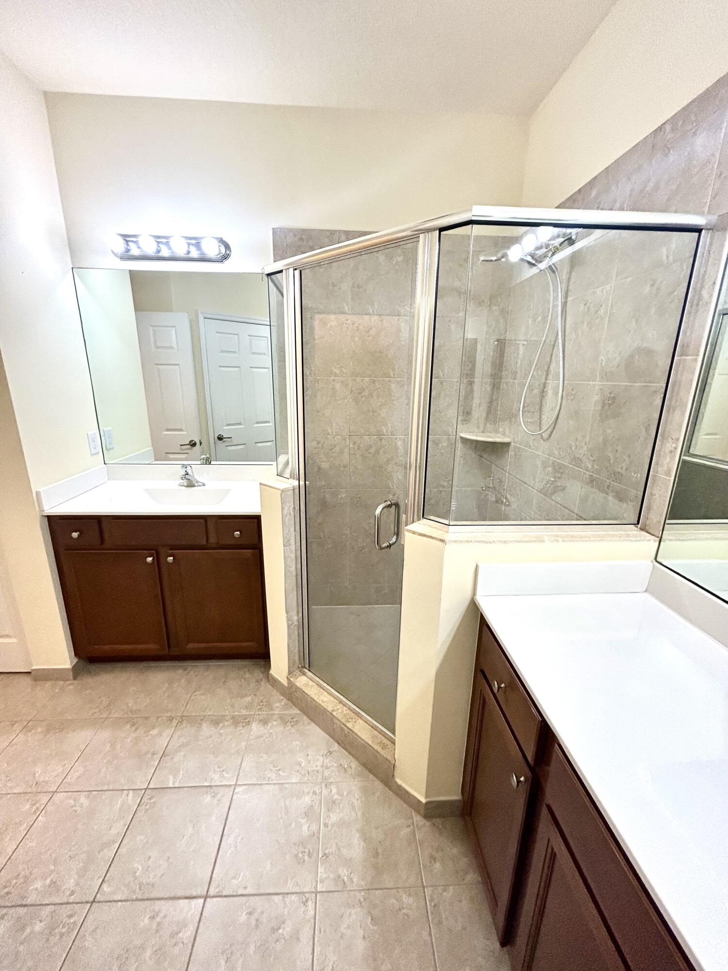 CHELSEA PLACE - Residential