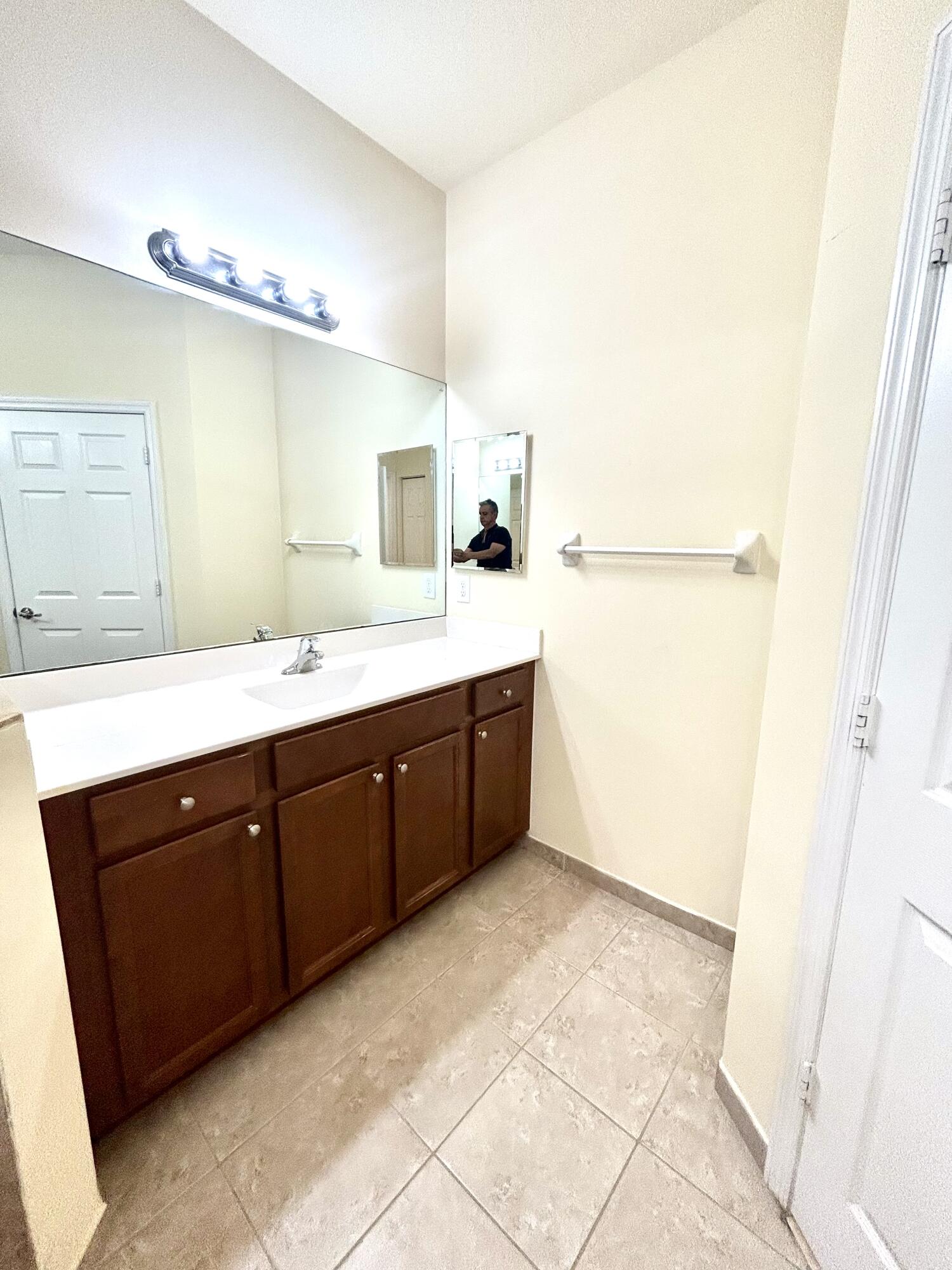 CHELSEA PLACE - Residential