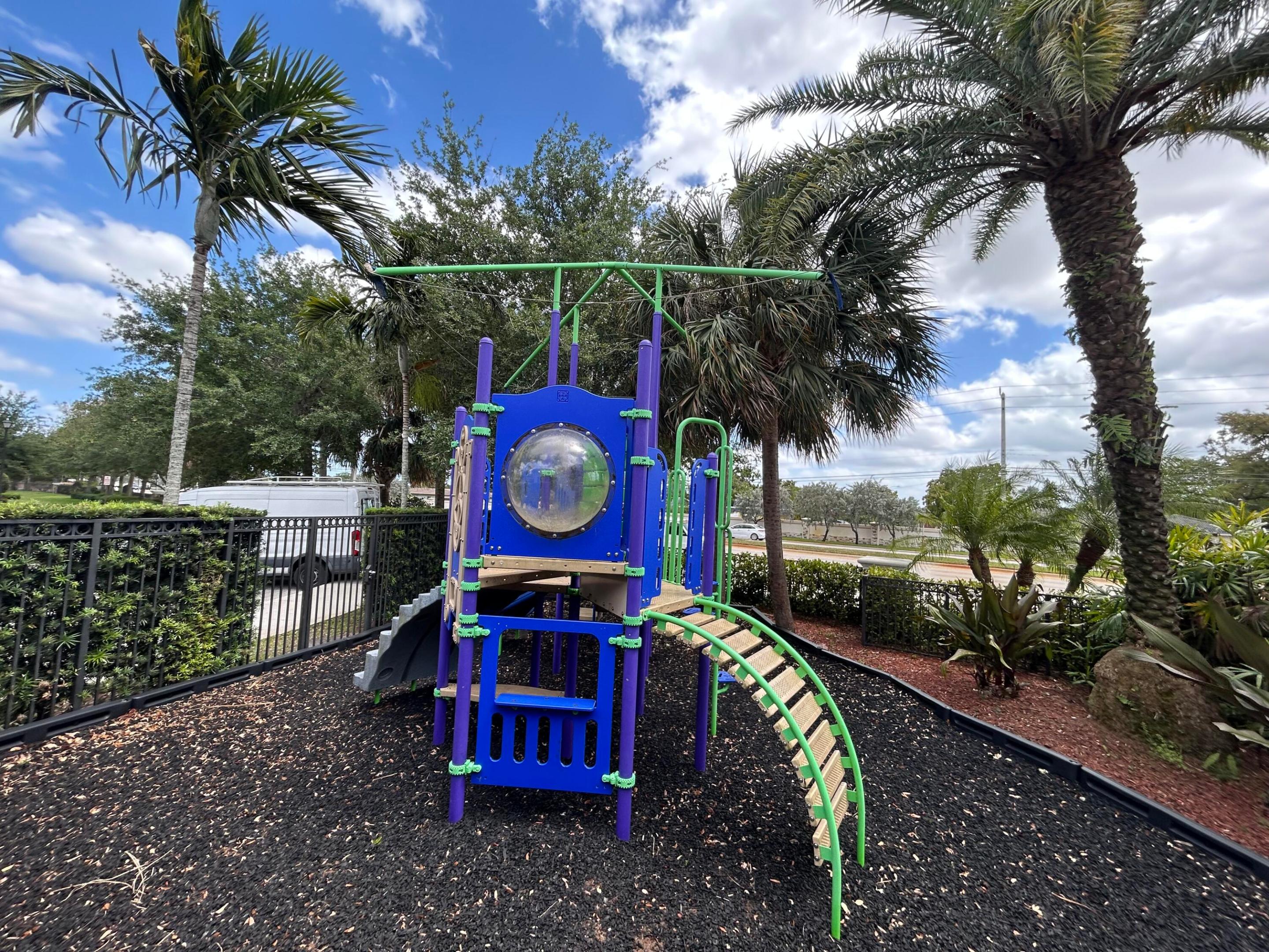 CHELSEA PLACE - Residential