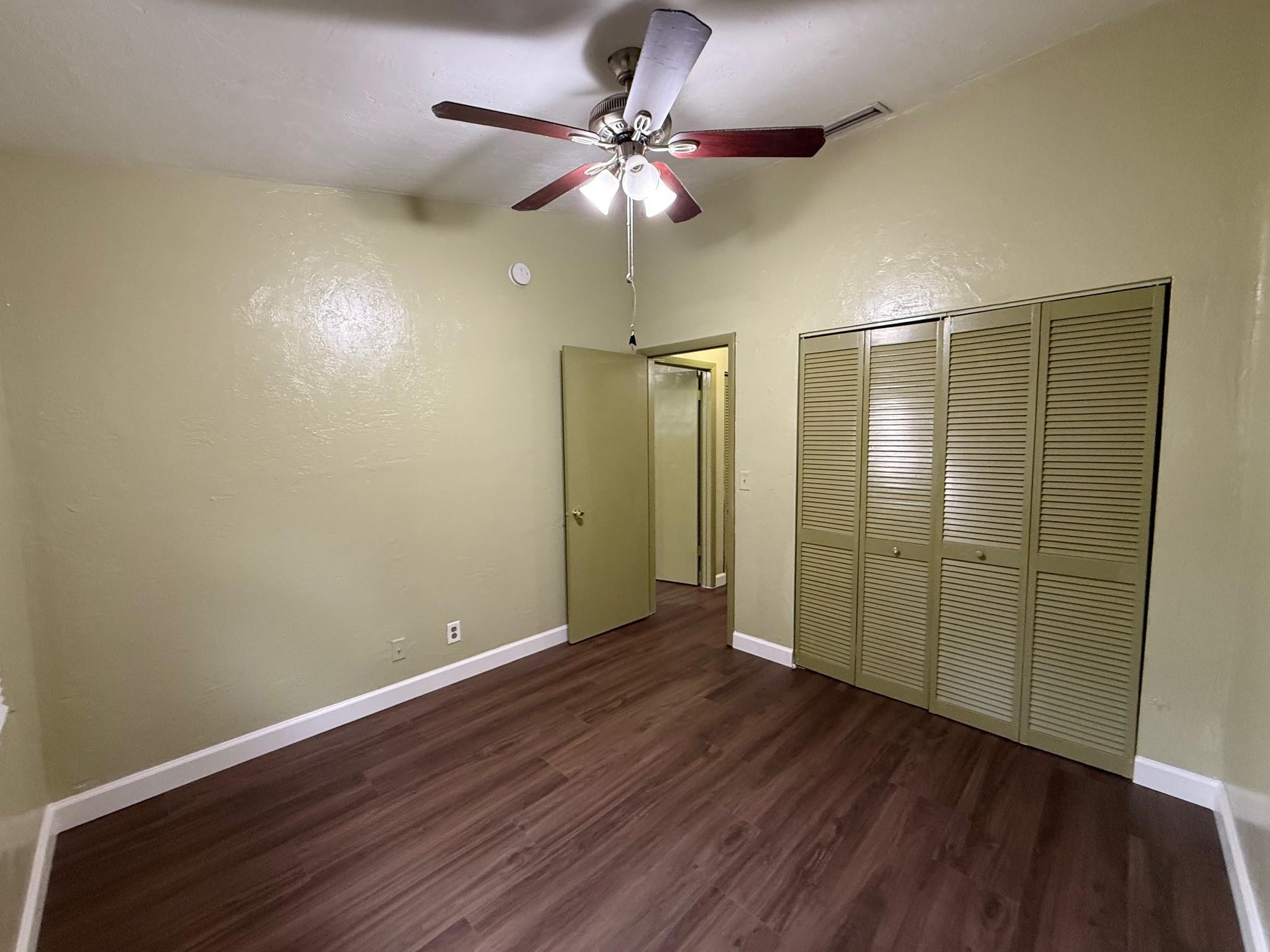 CASTLEWOOD - Residential Lease