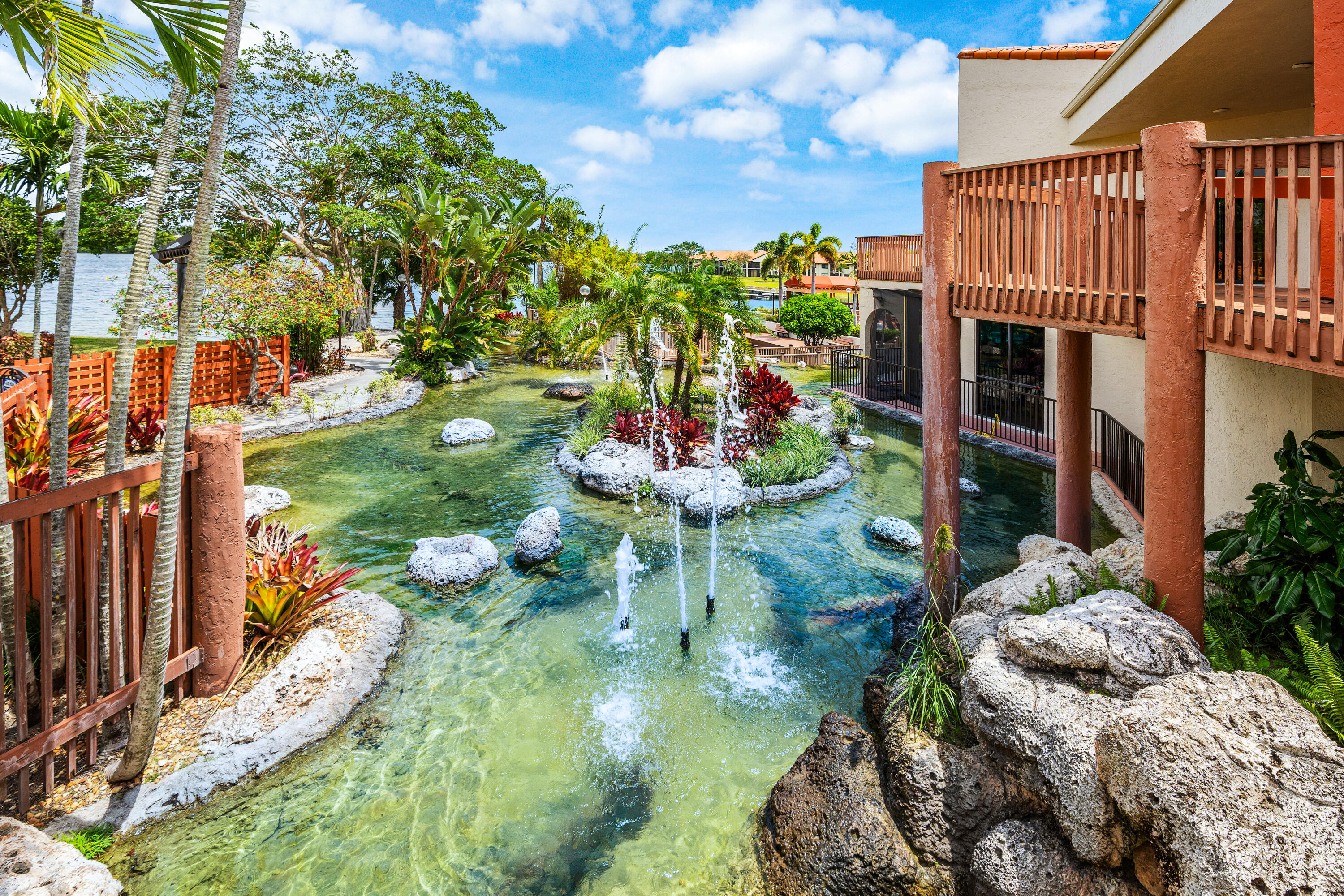 DIPLOMAT SQUARE CONDO - Residential Lease