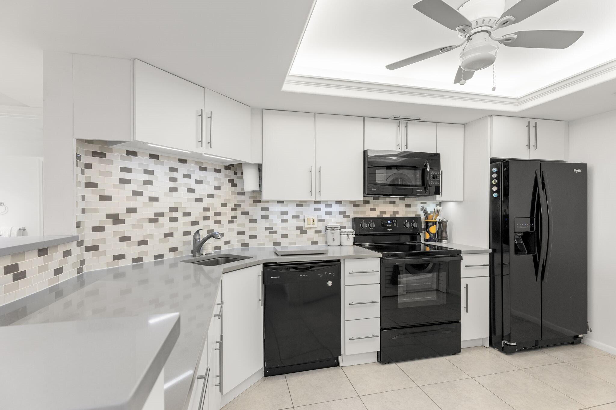 LANDS OF THE PRESIDENT CO - Residential Lease