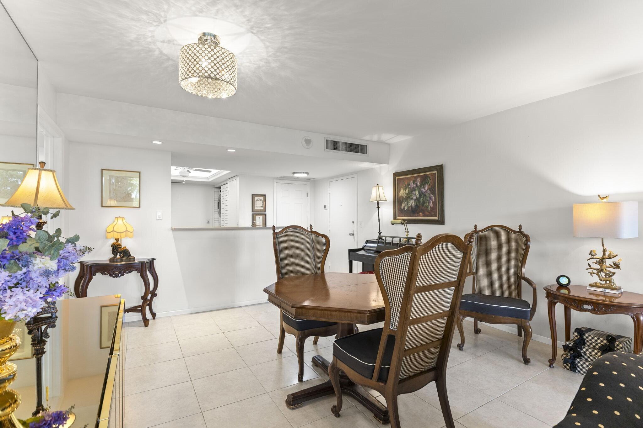 LANDS OF THE PRESIDENT CO - Residential Lease