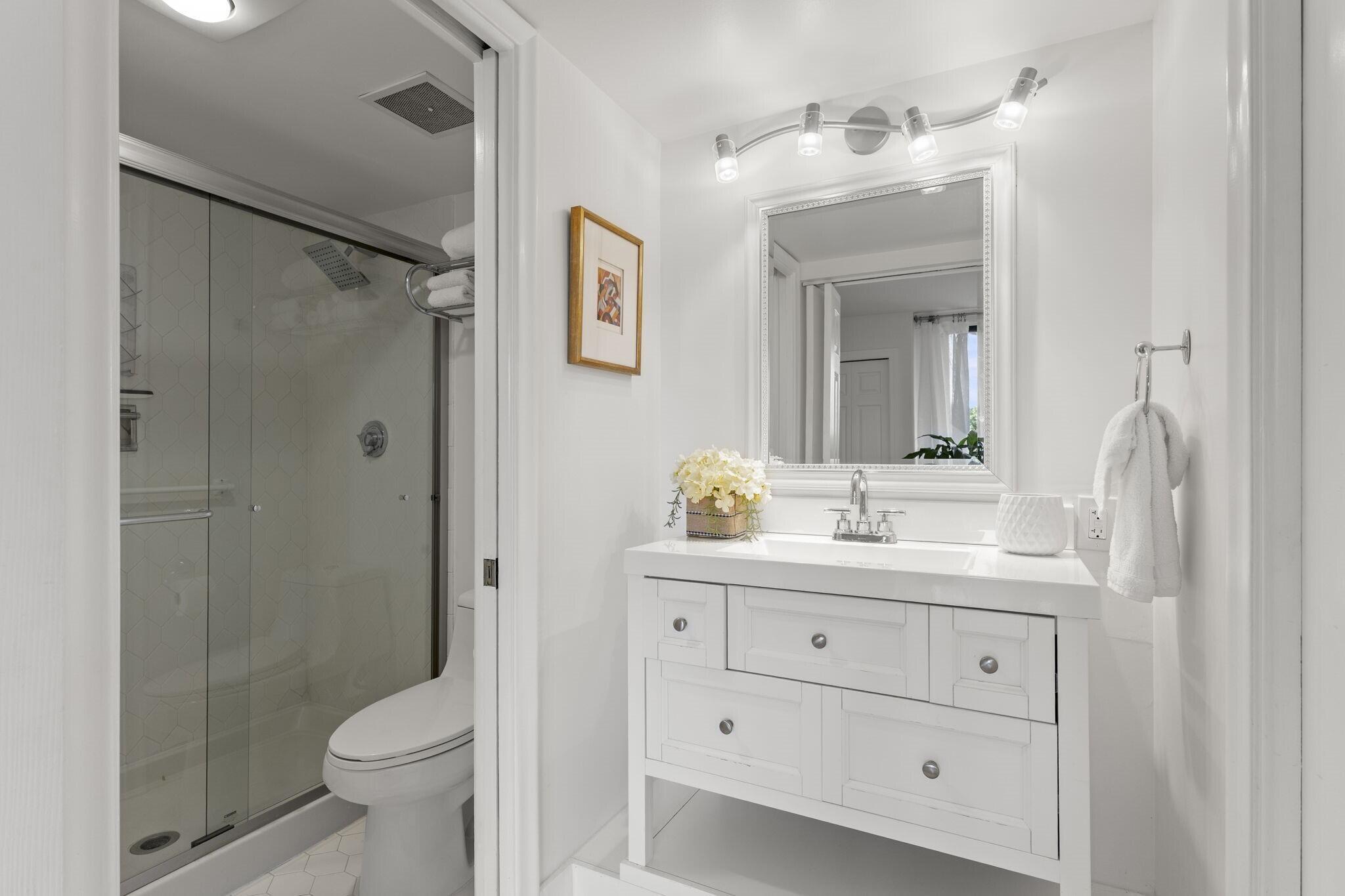 LANDS OF THE PRESIDENT CO - Residential Lease