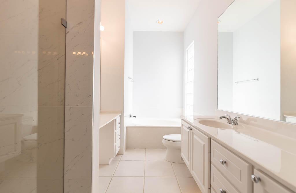 VILLAGEWALK OF WELLINGTON - Residential Lease