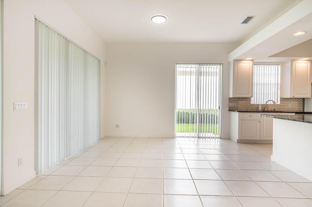 VILLAGEWALK OF WELLINGTON - Residential Lease