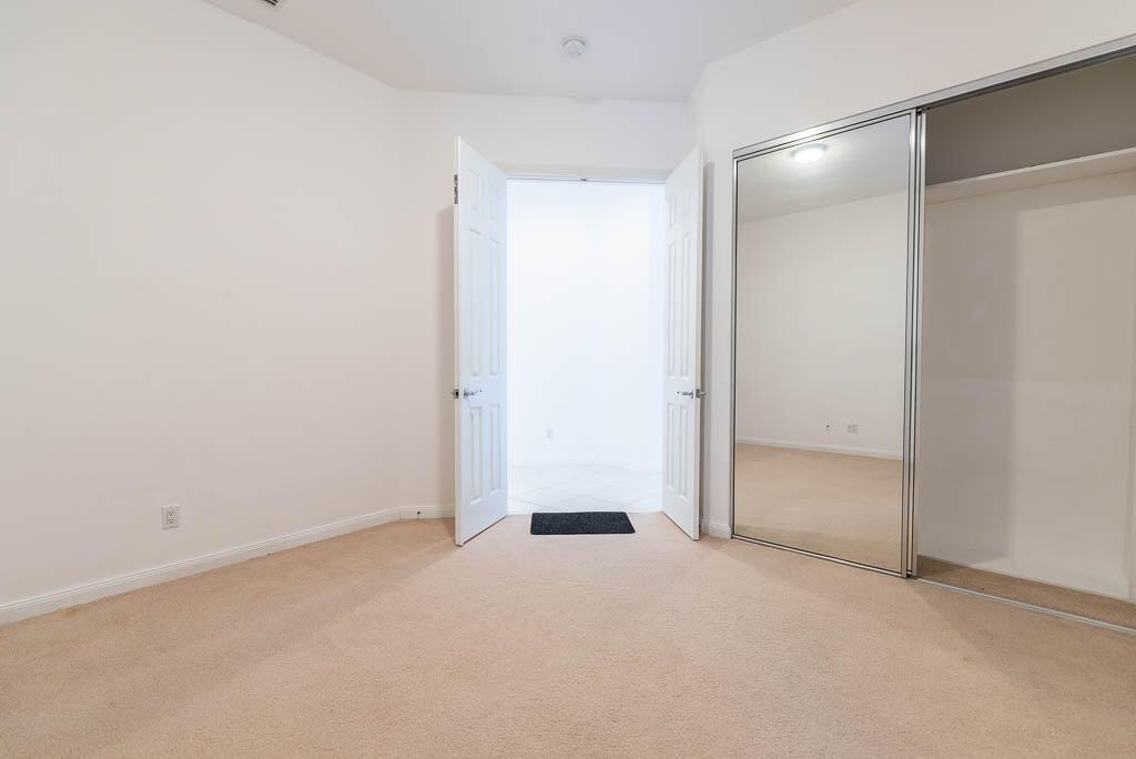 VILLAGEWALK OF WELLINGTON - Residential Lease